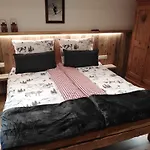 Keramik-alm Mit Garten Und Sauna Holiday home
